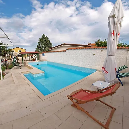 Fuer 2 Personen Ca 25 Qm In Fazana-surida, Istrien Istrische Riviera Apartment *